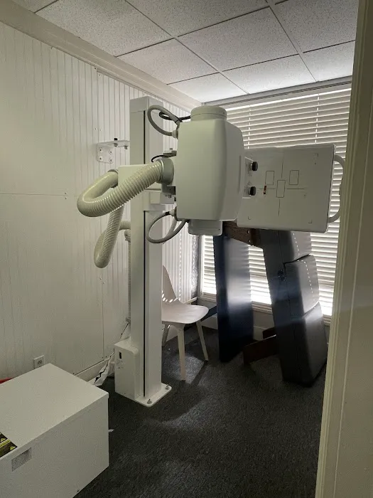 Lim Chiropractic & Rehab Center Picture 1
