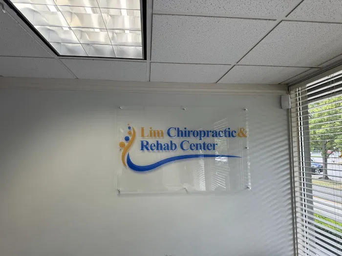 Lim Chiropractic & Rehab Center Picture 10