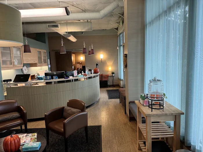 Eastlake Chiropractic and Massage Center Picture 2