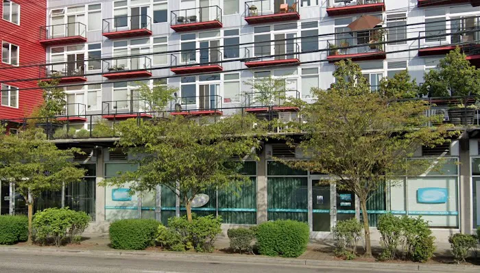 Eastlake Chiropractic and Massage Center Picture 3