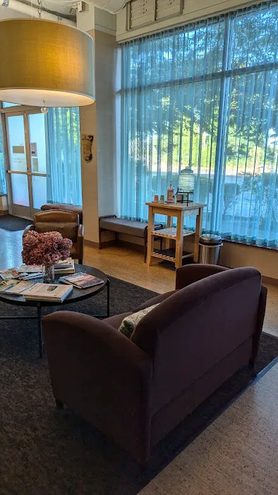 Eastlake Chiropractic and Massage Center Picture 10