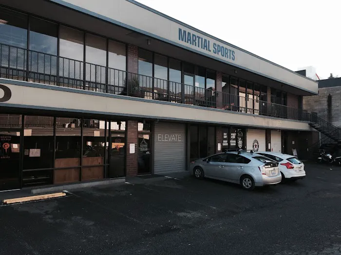 Elevate Chiropractic and Rehab Picture 5