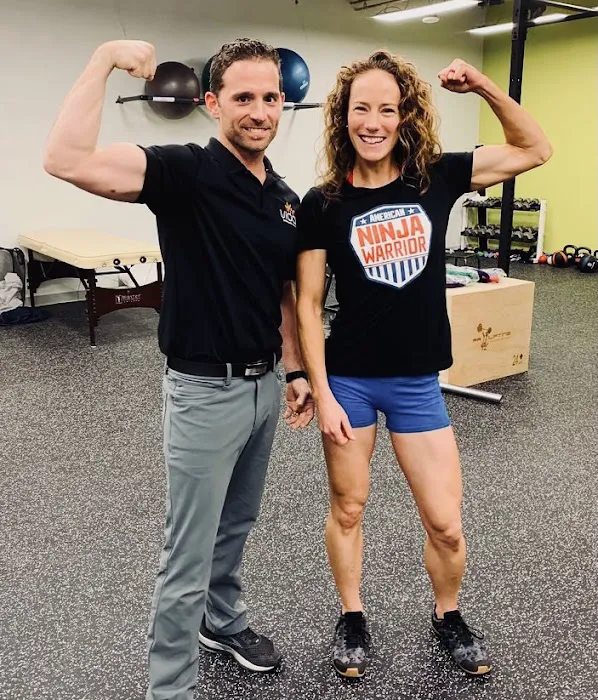 Pro-Form Chiropractic and Sports Injury Picture 3