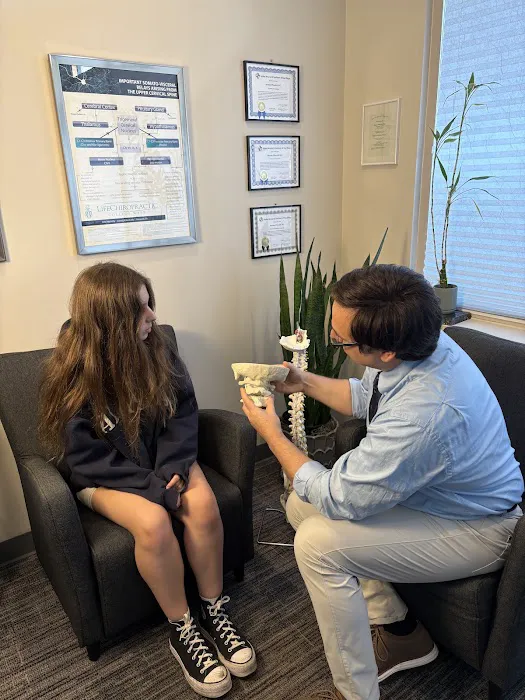 Dr. Charlie Ross DC Picture 2