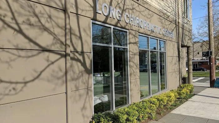 Long Chiropractic Center Picture 2