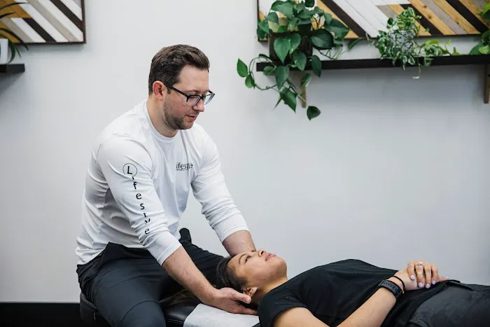 Lifestyle Chiropractic - Greenlake Picture 8