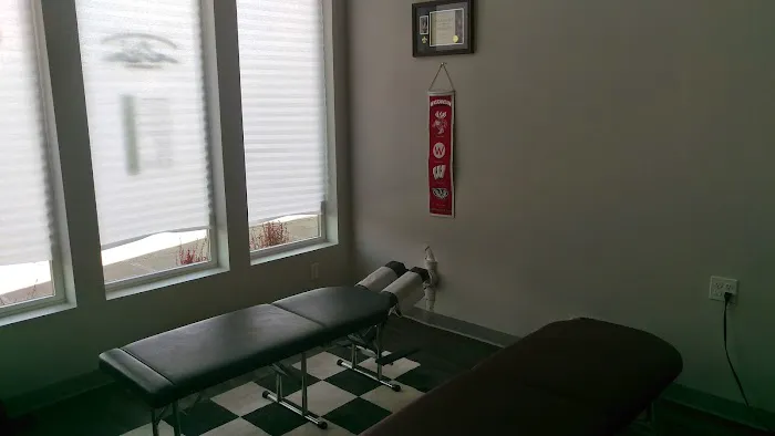 Hooyman Family Chiropractic Picture 4