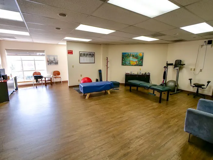 Northgate Accident & Injury Clinic - Car Accident Chiropractor Picture 2