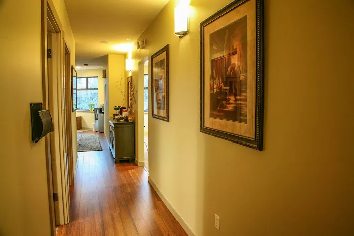 Hanson Chiropractic & Massage Clinic Picture 2