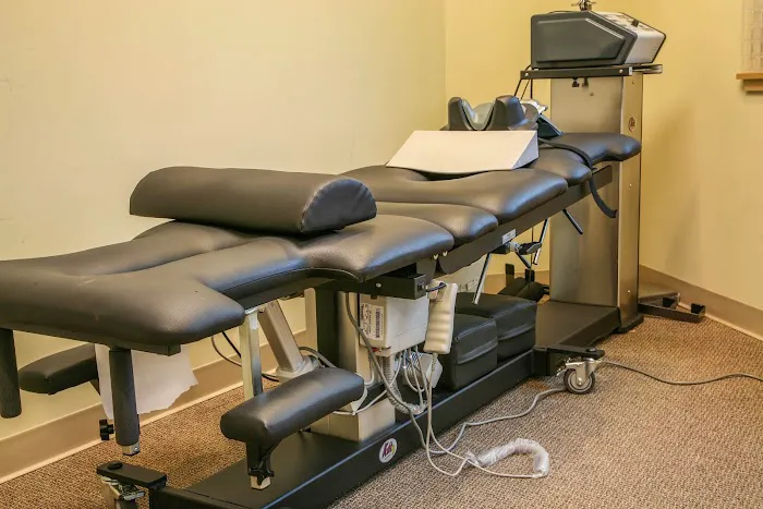 Hanson Chiropractic & Massage Clinic Picture 5