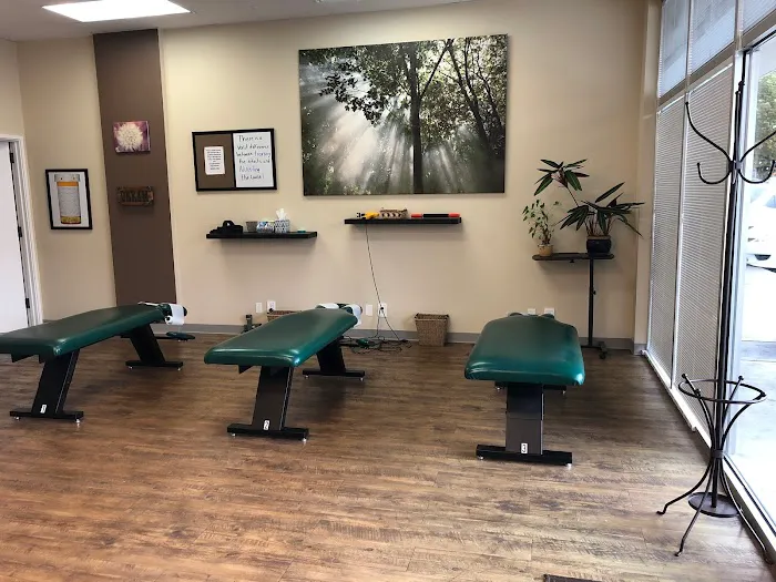 Crown Hill Chiropractic Picture 2