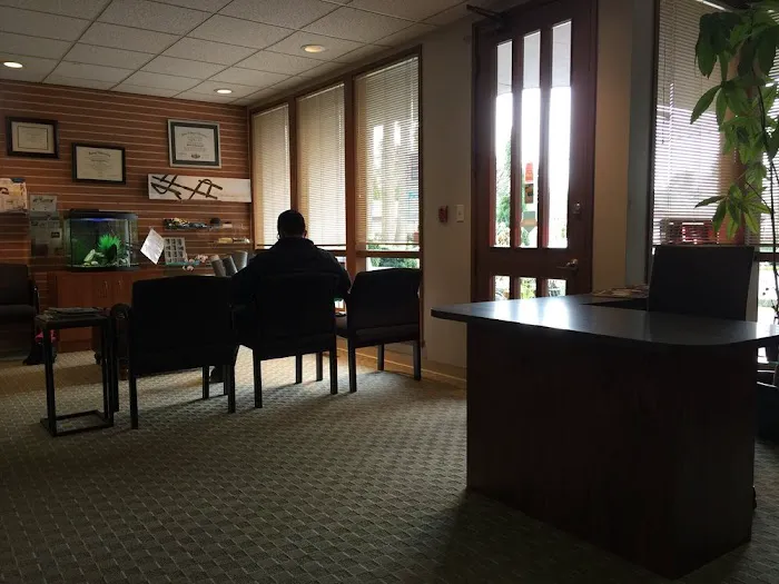 Edmonds Chiro-Massage Picture 2