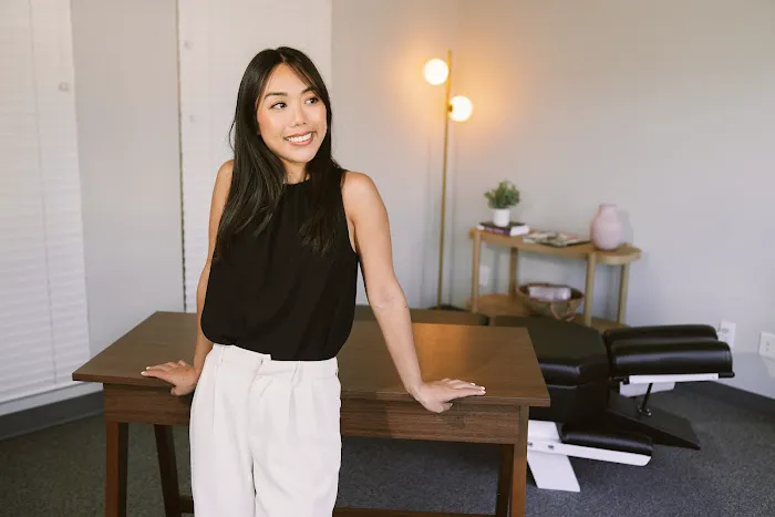 Aura Chiropractic Picture 7