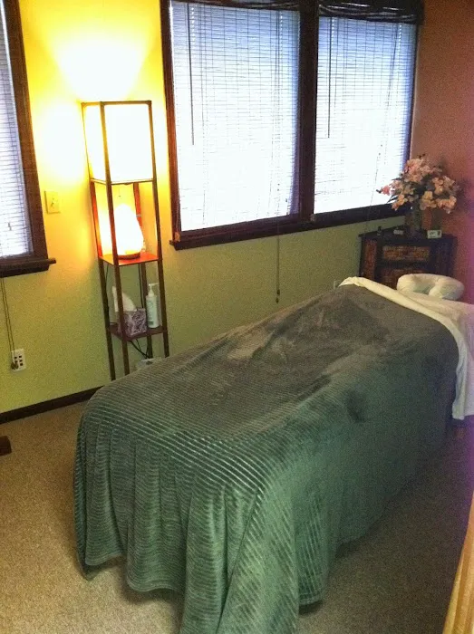 Lynnwood Family Chiropractic and Massage Picture 3