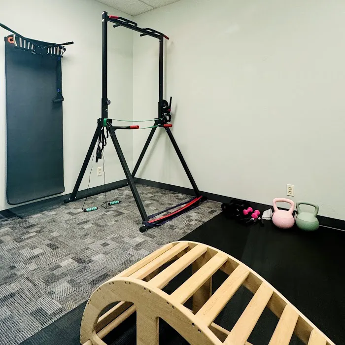 EverSPRING | DR. JO CLINIC | CHIROPRACTIC & ACUPUNCTURE Picture 3