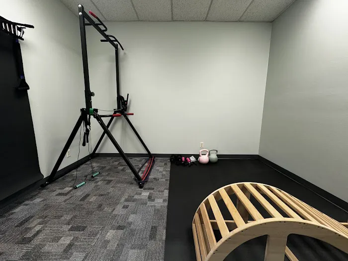 EverSPRING | DR. JO CLINIC | CHIROPRACTIC & ACUPUNCTURE Picture 9