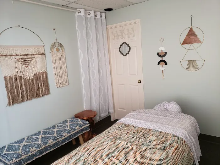 Dorland Chiropractic Clinic Picture 3