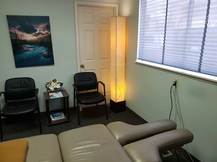 Dorland Chiropractic Clinic Picture 2
