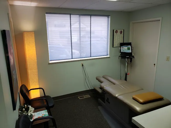 Dorland Chiropractic Clinic Picture 8