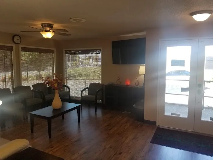 DR. LELAND PATRON - CHIROPRACTIC PHYSICIAN Picture 6