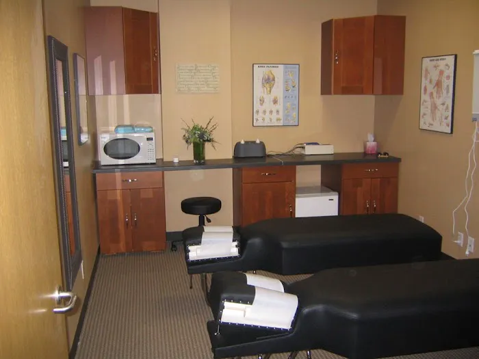 Fitness Chiropractic & Massage Therapy Picture 3