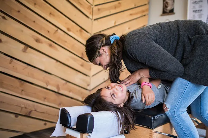 Simply Well Chiropractic Picture 2