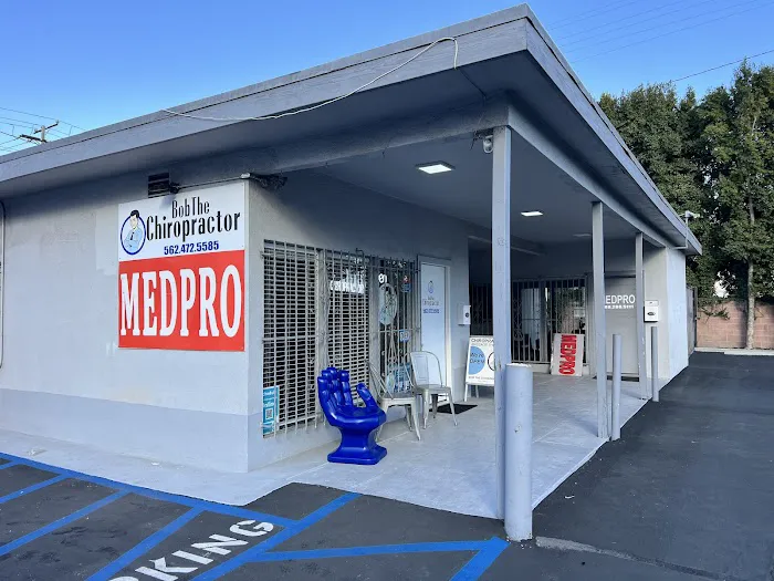 Bob The Chiropractor Picture 3