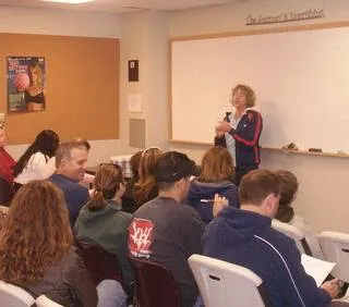 Long Beach Spine & Rehabilitation Chiropractic Health Center Picture 2