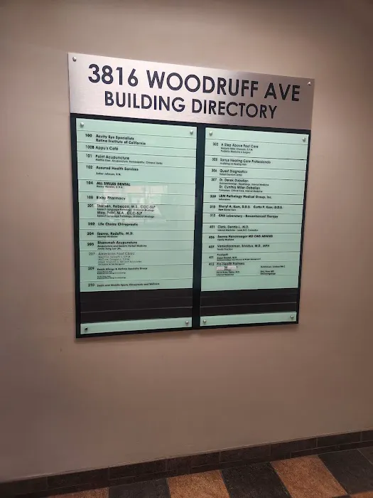 Smith and Weddle Sports Chiropractic and Wellness Picture 3