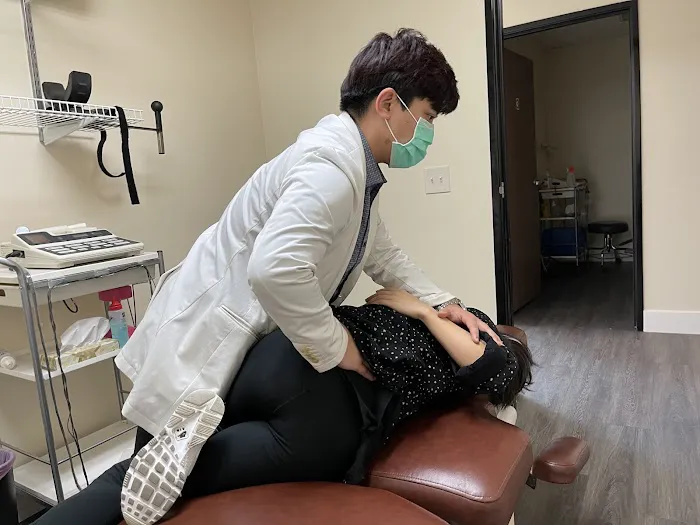 Cerritos Chiropractic Health Clinic Picture 2