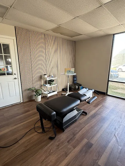 Align and Refine Chiropractic Picture 6