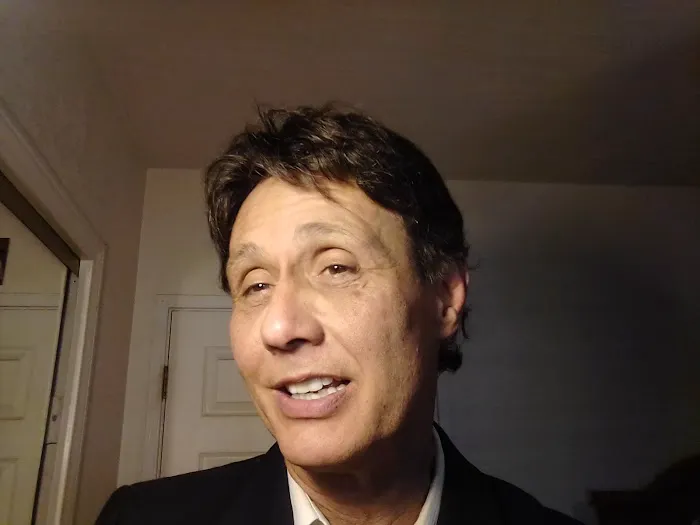 Dr Clay Robert Miller DC Picture 8