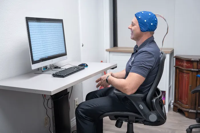 Neuropractic Rehab & Wellness Picture 8