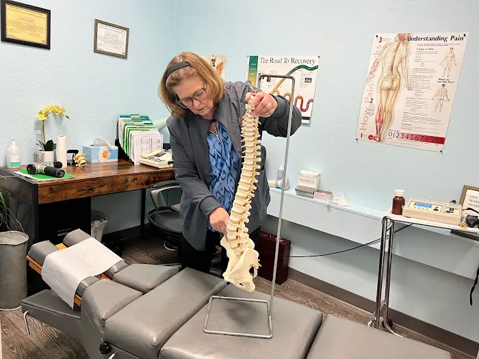 Ausmus Chiropractic & Medical Clinic Picture 6