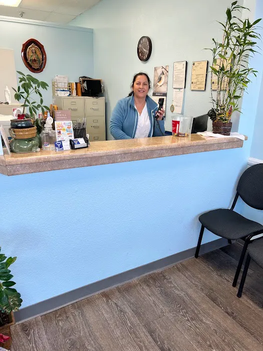 Ausmus Chiropractic & Medical Clinic Picture 5