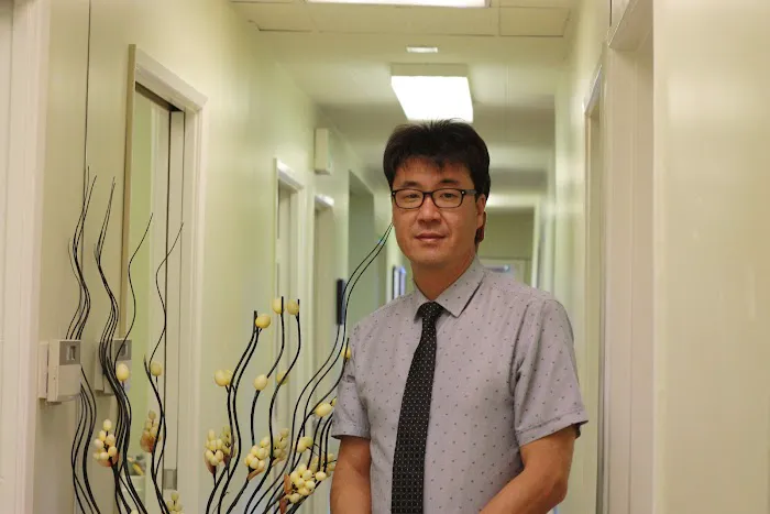 ONE HEALTHCARE / CHIROPRACTIC & ACUPUNCTURE Picture 2