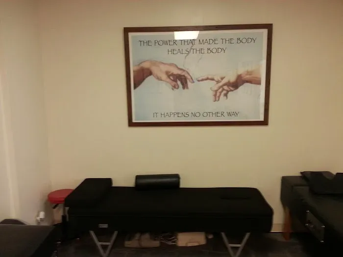 Arnold The Chiropractor Picture 2