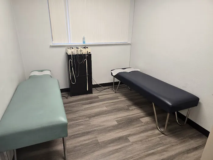 Platinum Chiropractic Center Picture 7
