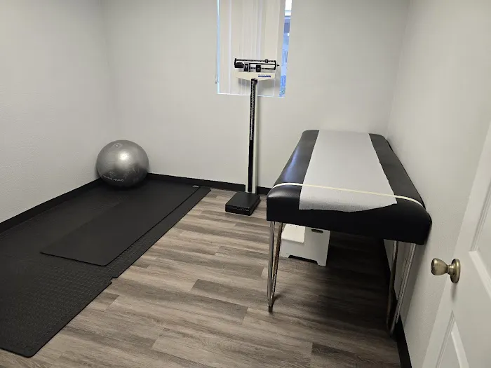 Platinum Chiropractic Center Picture 3