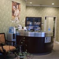 Dr. Theresa B. Le - Chiropractor ico
