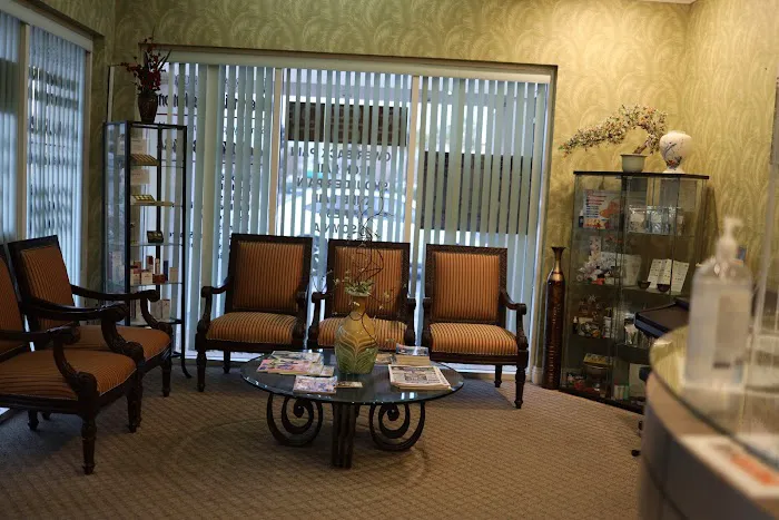 Dr. Theresa B. Le - Chiropractor Picture 5