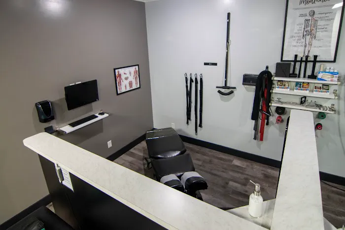 Reform Chiropractic Picture 7