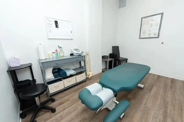 Urteaga Chiropractic, Auto Accident Specialist Picture 6