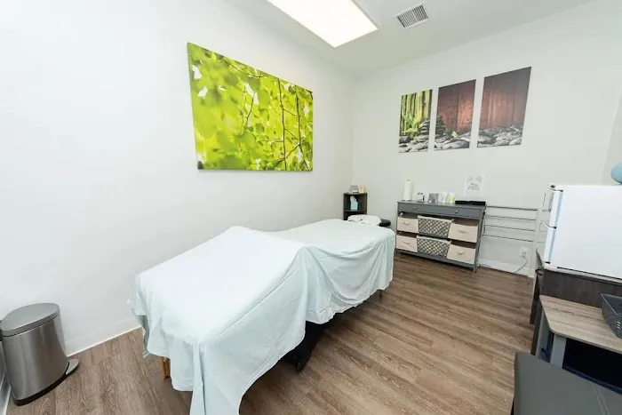Urteaga Chiropractic, Auto Accident Specialist Picture 5