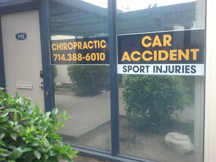 HOLT CHIROPRACTIC CLINIC Picture 2