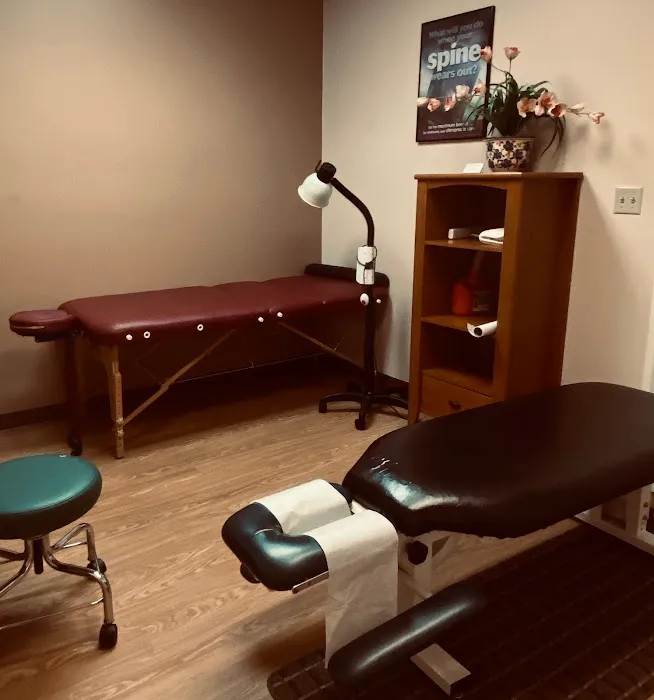 Dr. Delicia Paredes, D.C. Doctor of Chiropractic Picture 9