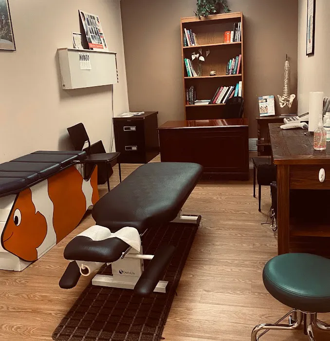 Dr. Delicia Paredes, D.C. Doctor of Chiropractic Picture 10