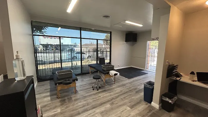 Pico Rivera Chiropractic and Physical Therapy Picture 3