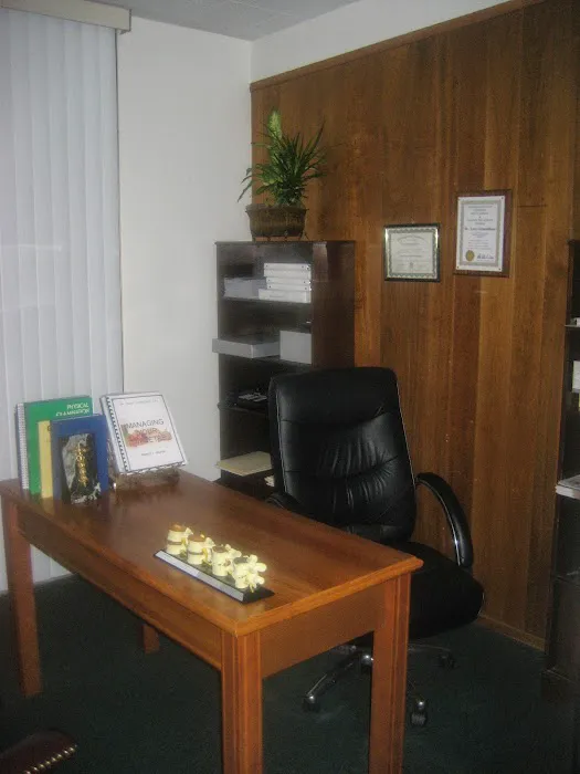 Life Chiropractic Center Picture 2
