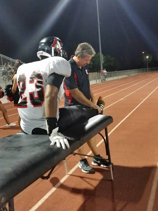 Sports & Family Chiropractic Picture 4